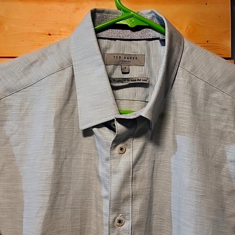 Mens Ted Baker Dress Shirt short sleeve button down size 4, tuck in/tuck out